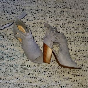 Size 8 wrap around heels